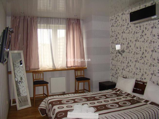 Panoramic View Apartment Poznyaky Kiev Luaran gambar