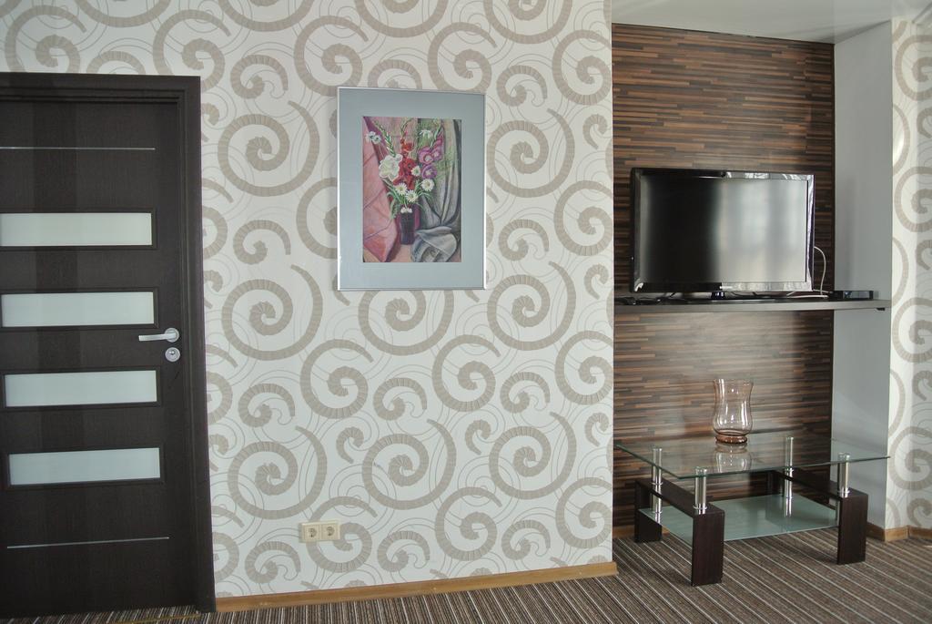 Panoramic View Apartment Poznyaky Kiev Luaran gambar