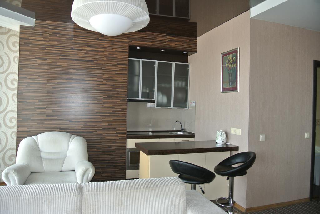 Panoramic View Apartment Poznyaky Kiev Luaran gambar